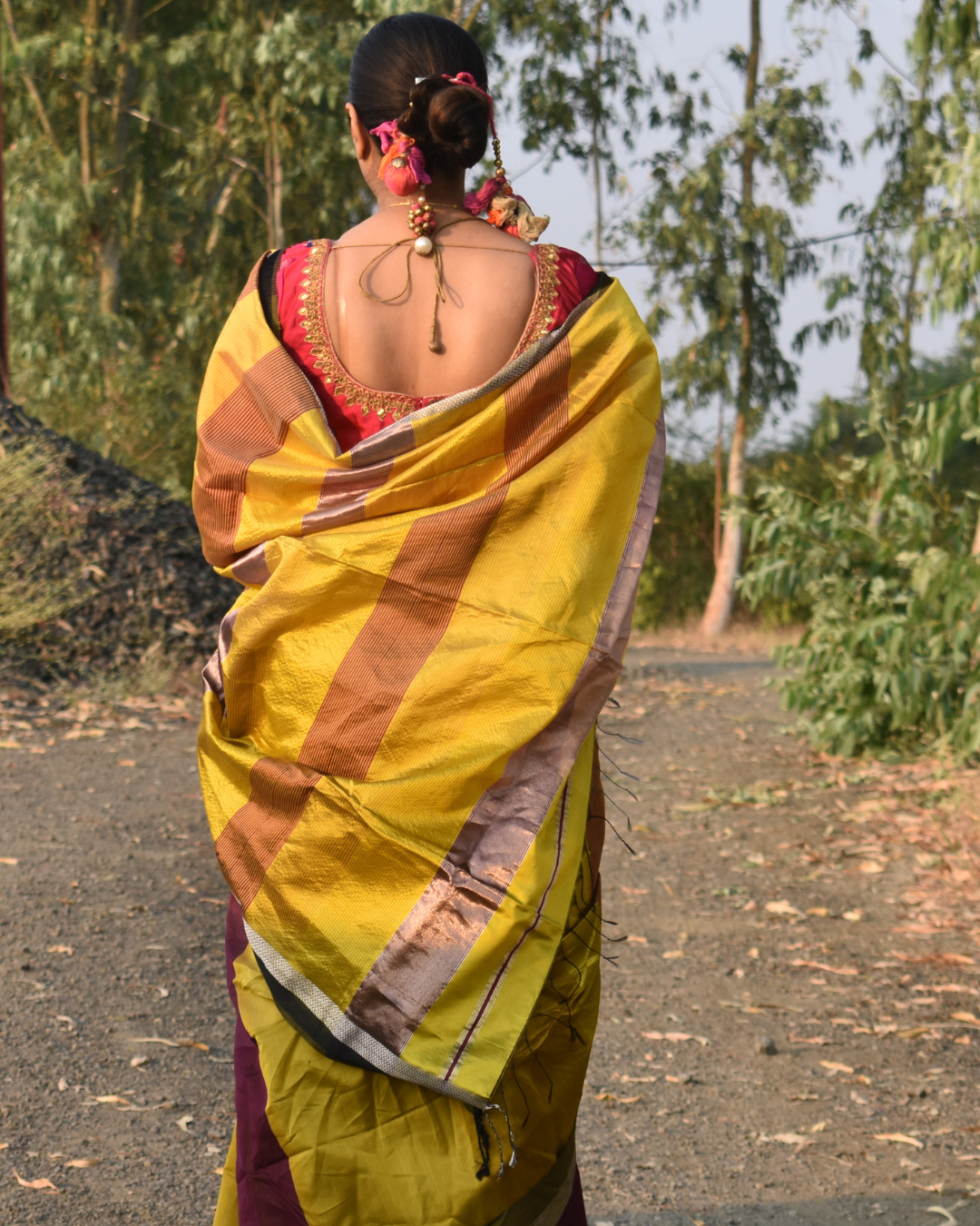 Mustard Aura Sari