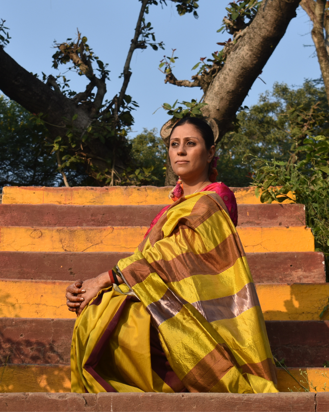 Mustard Aura Sari