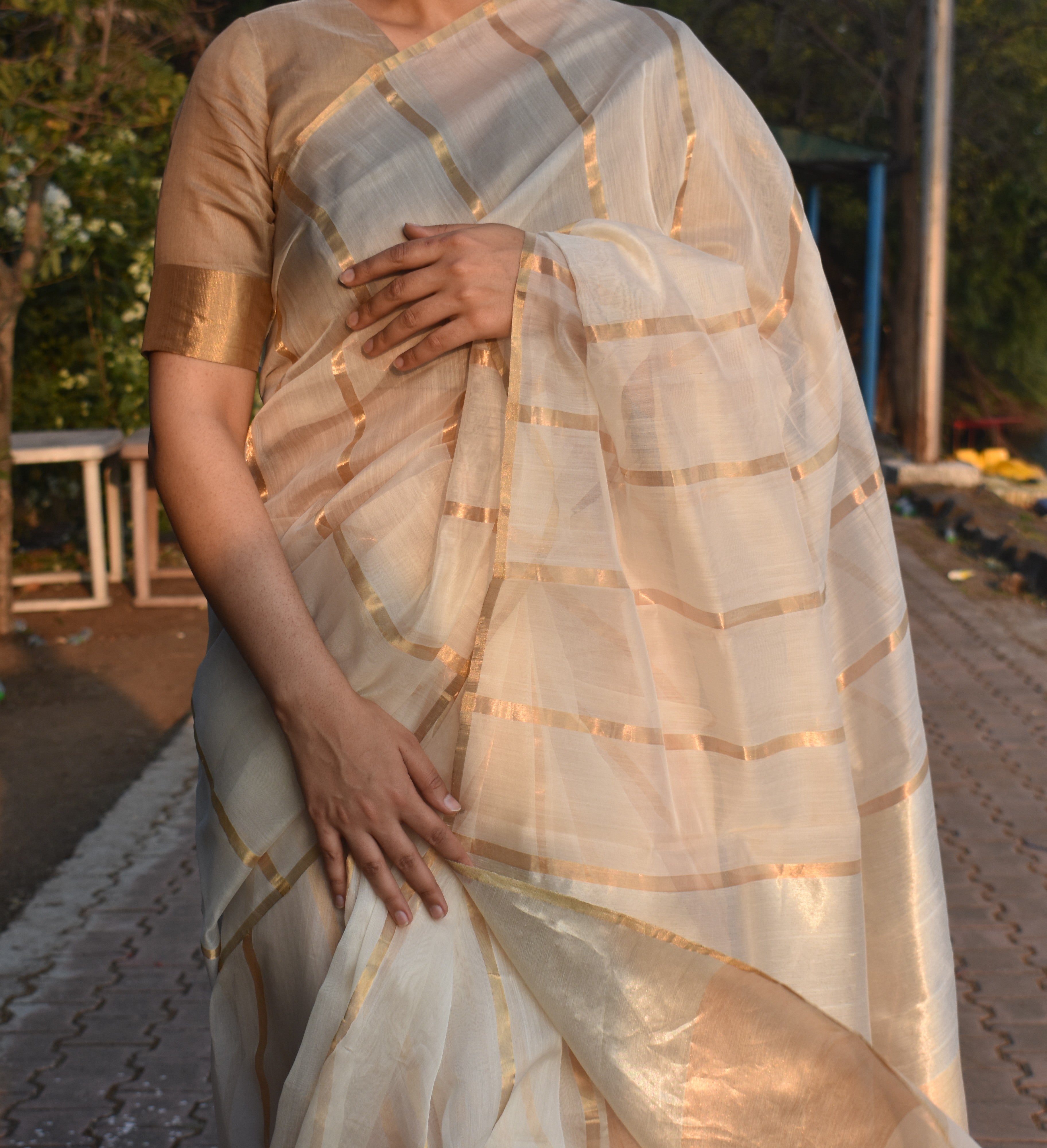 Soriee Ivory  Sari